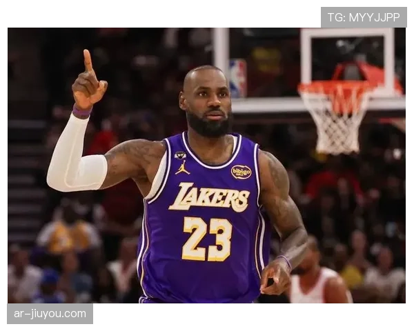 湖人锁定西部第三,首轮将战老冤家火箭 湖人锁定西部第三,首轮将战老冤家火箭