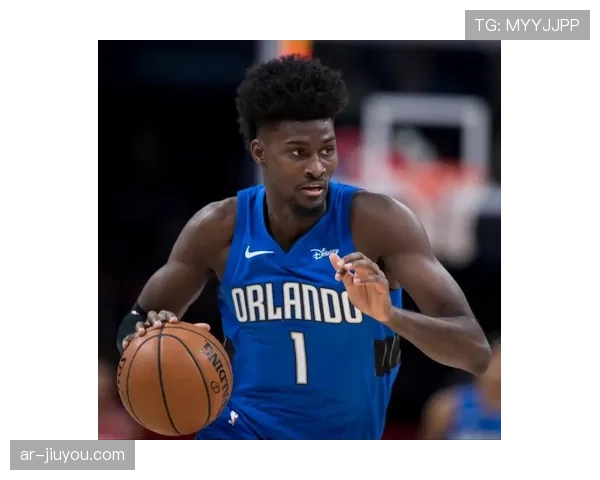 聚焦布莱顿后腰吉尔摩:场均12.3次夺回球权背后的位置感与预判 聚焦布莱顿后腰吉尔摩:场均12.3次夺回球权背后的位置感与预判